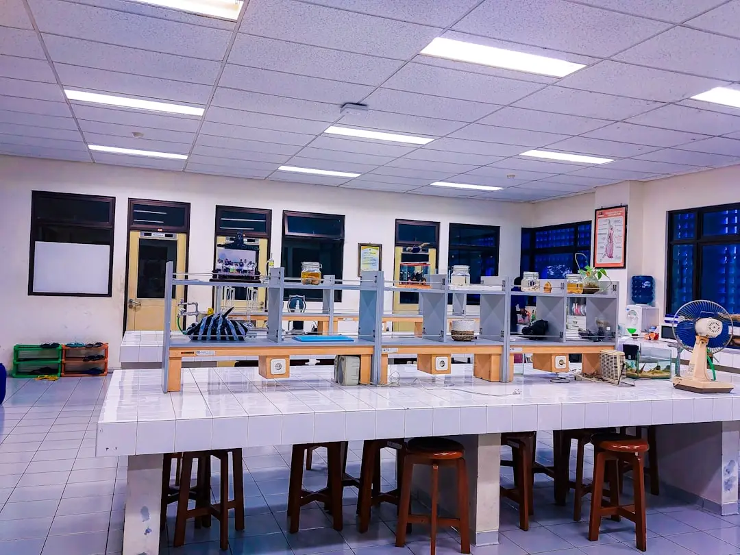 上海沉山贸易厨具餐具系列产品技术优势与材质解析