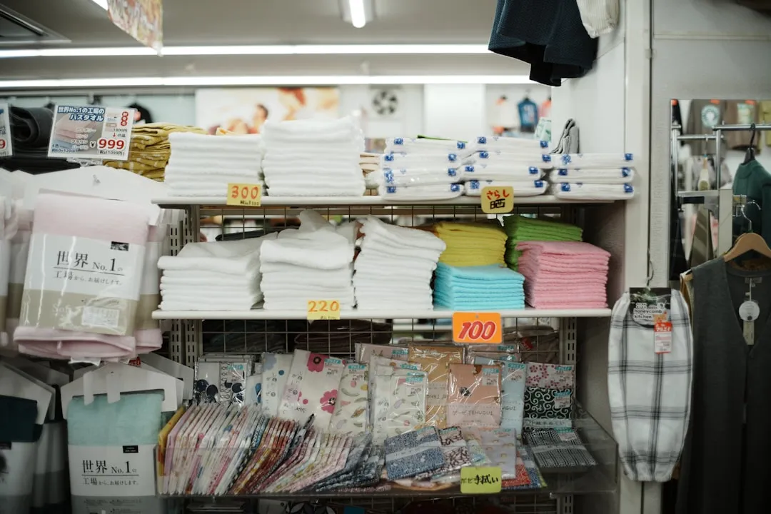 上海沉山家居用品批发：厨具与清洁用品型号参数对比分析