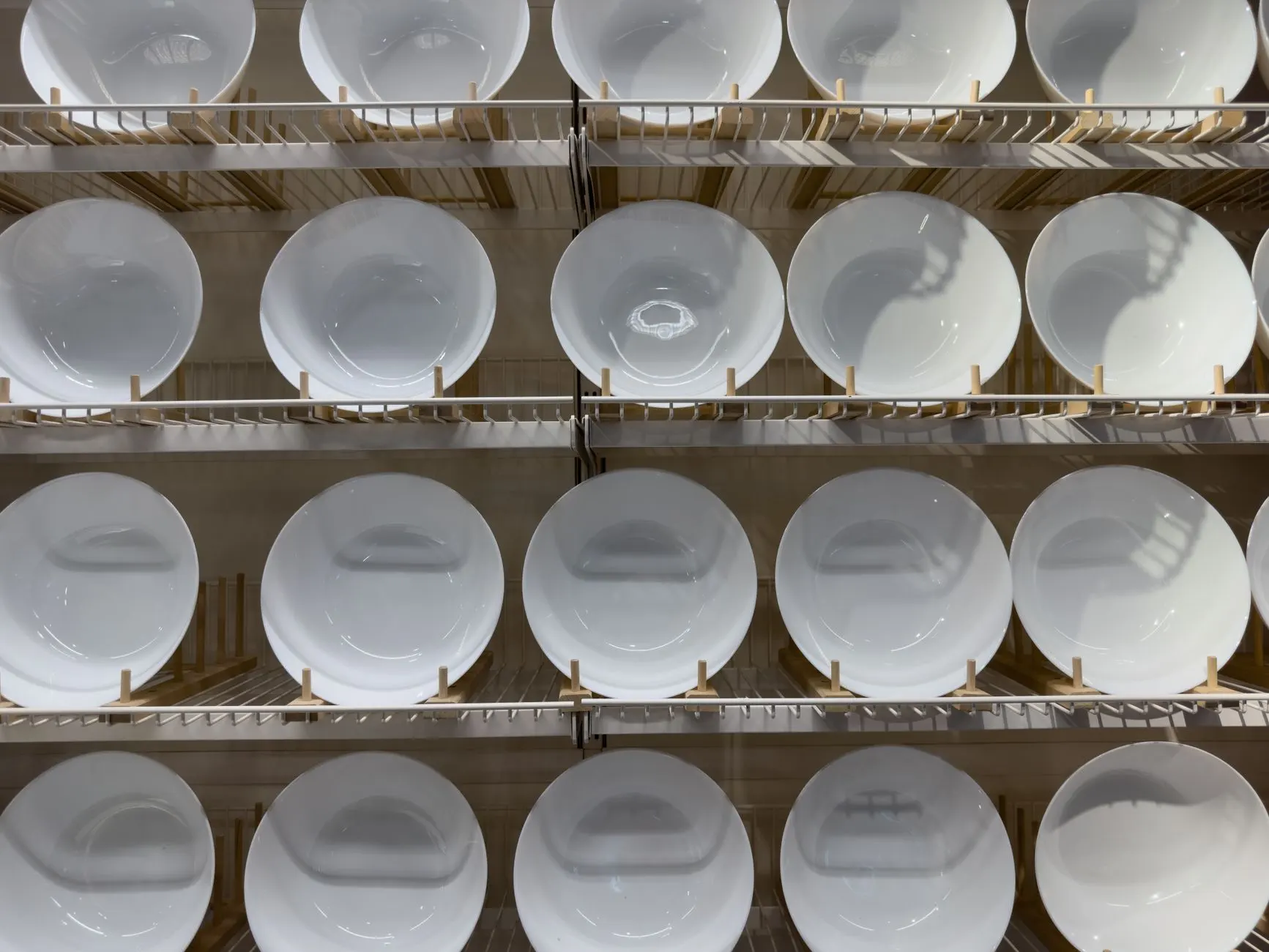 家居用品批量采购方案：厨具与清洁用品组合推荐