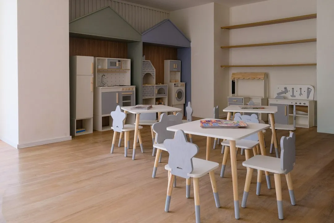 上海餐饮企业厨具餐具选型指南：商用与家用产品的材质差异分析